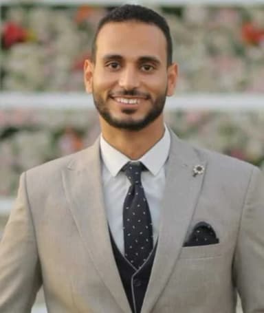 أحمد الحسيني